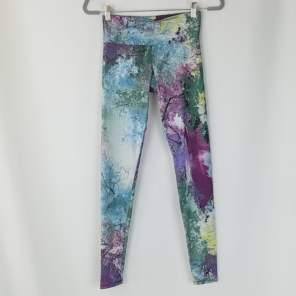 Onzie women XS tree print leggings yoga athletic wear Gorpcore Outdoor Boho